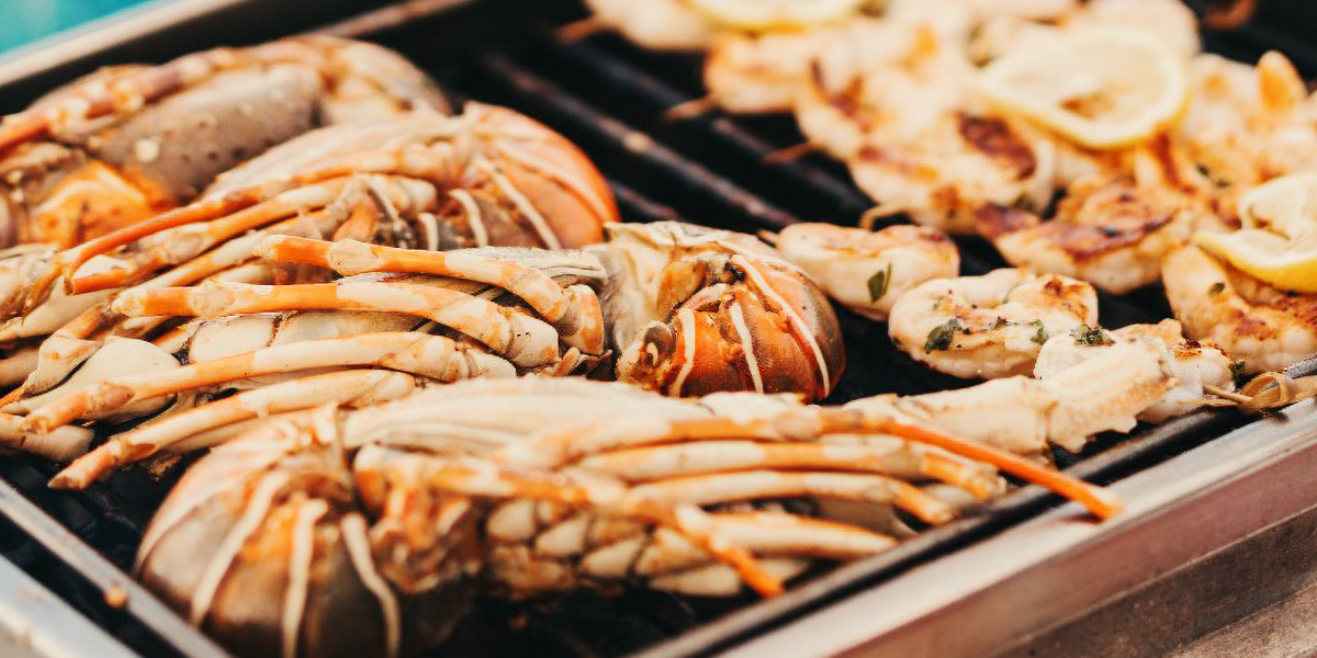 Island-tropical-catamaran-food-1
